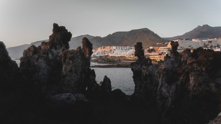 Embracing the Wild: Unconventional Ways to Experience the Great Outdoors